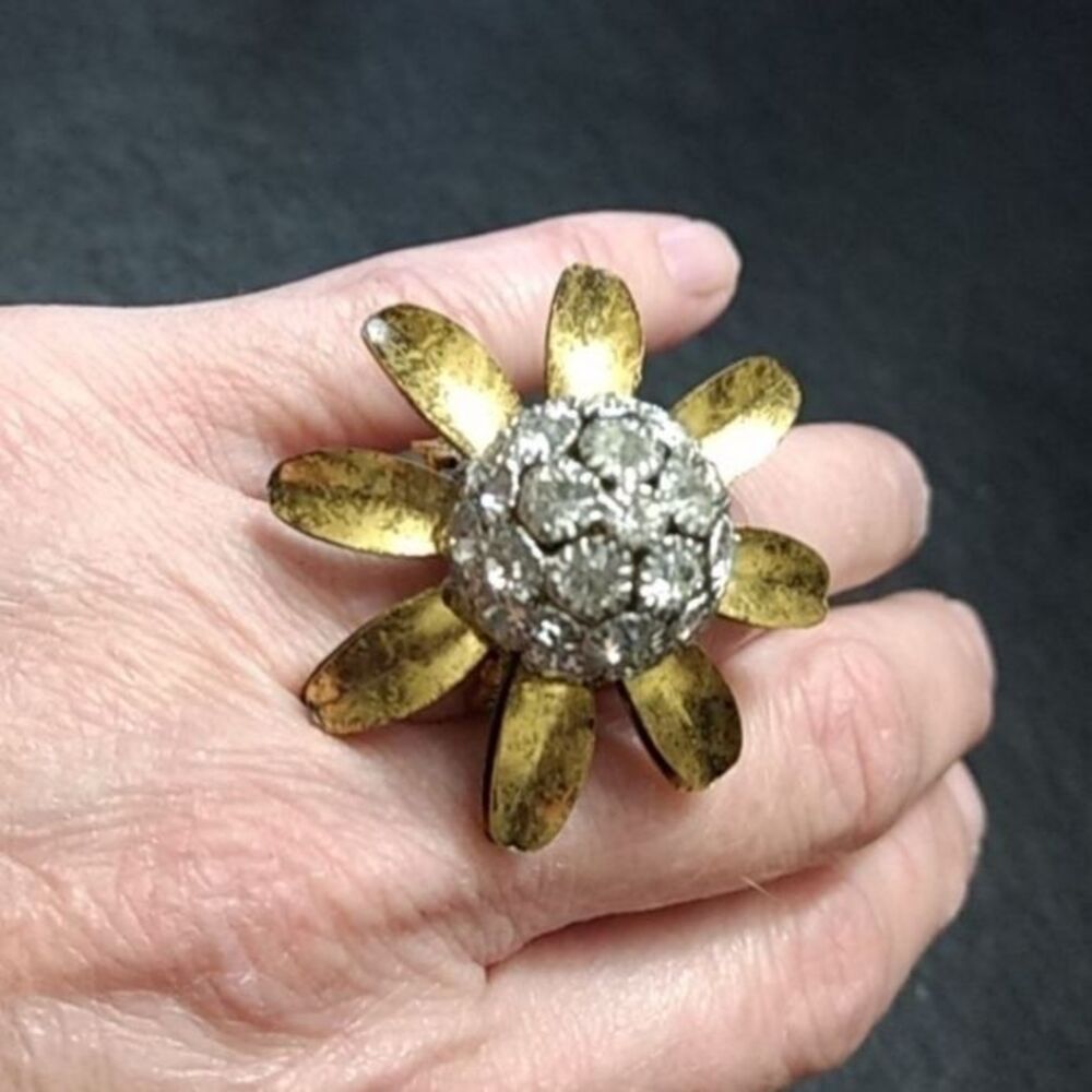 Burnished golden flower ring adjustable